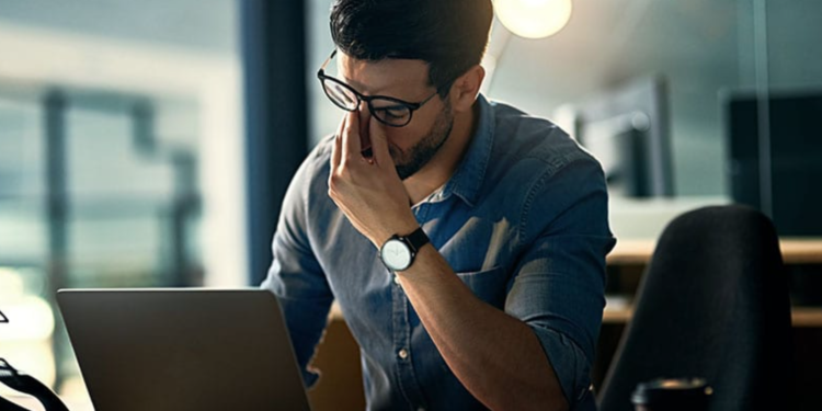 How Could Overtime Pay Affect an Overworked Employee?