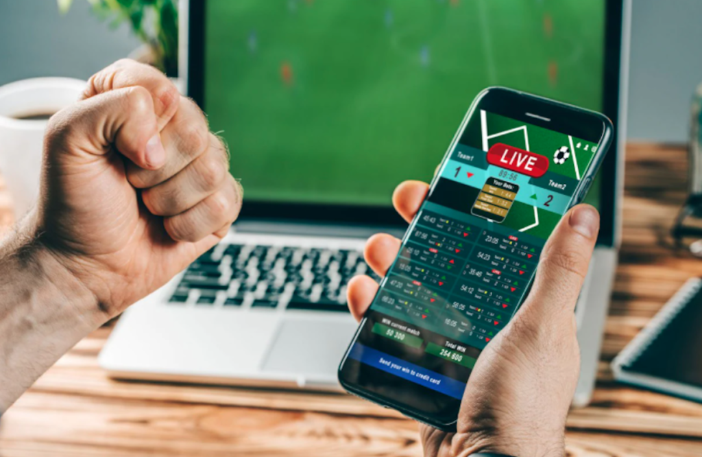 Know About Various Risks And Rewards of Sports Betting