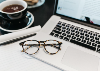 What Are The Different Types Of Computer Glasses