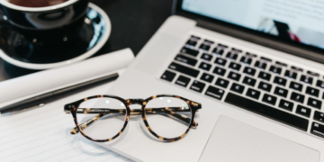 What Are The Different Types Of Computer Glasses