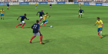 Notable aspects of playing online football games