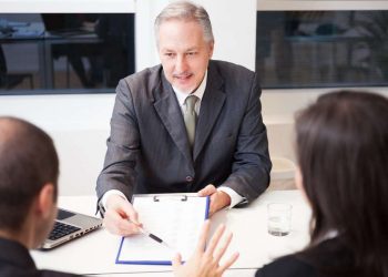 Should I Use a Mediator for My Divorce?