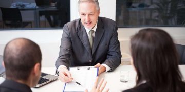 Should I Use a Mediator for My Divorce?