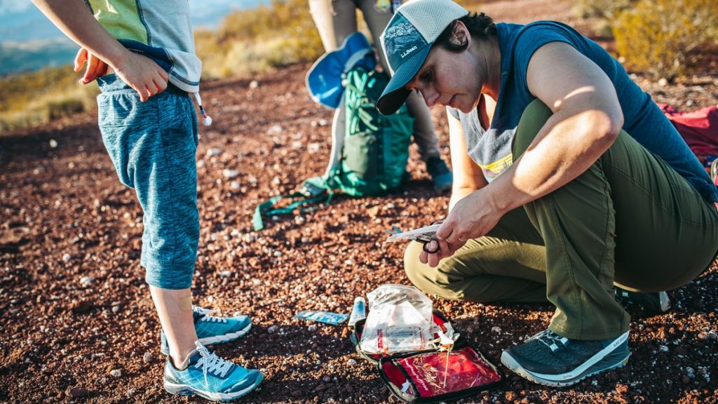 6 Vital First Aid Tips All Hikers Must Know