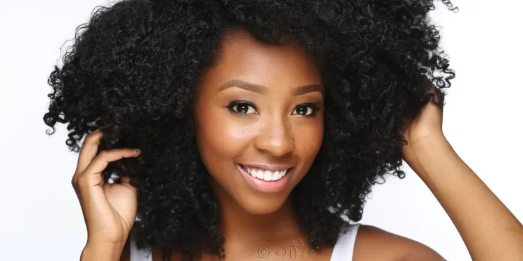 Transforming Tresses: The Impact of ONYC Kinky Curly Hair on the Beauty Market