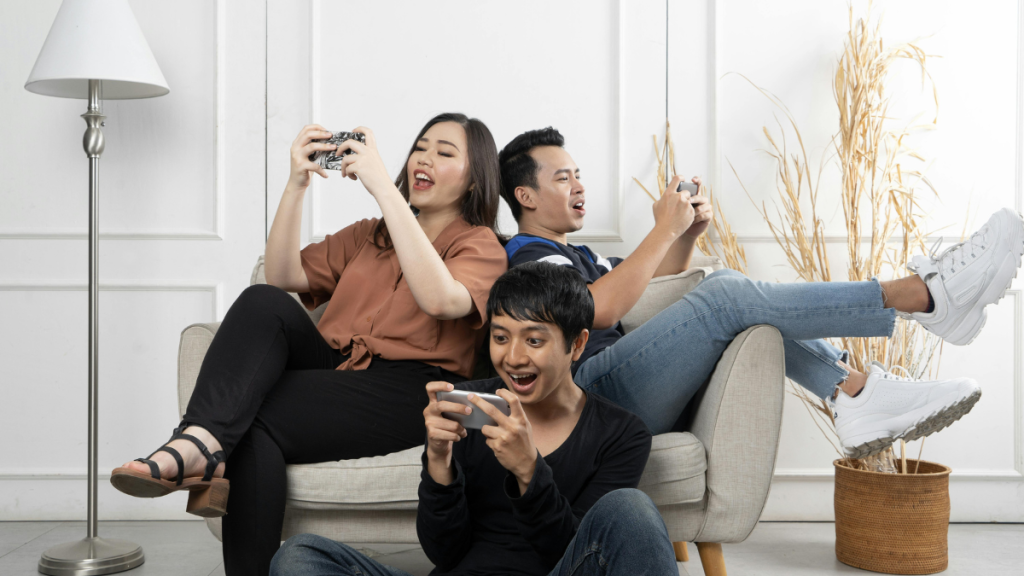 Safe Strategies to Implement When Considering Online Gaming
