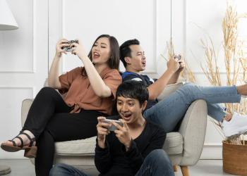 Safe Strategies to Implement When Considering Online Gaming