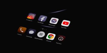 Image 1 of Trust Shapes the Next Generation of Online Platforms